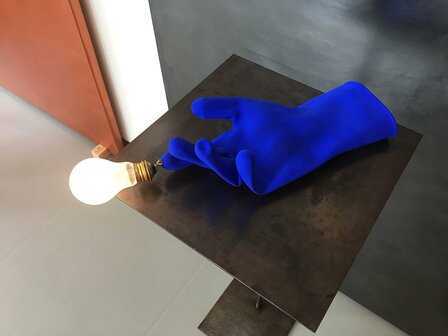 Blue Luzy hanglamp Ingo Maurer